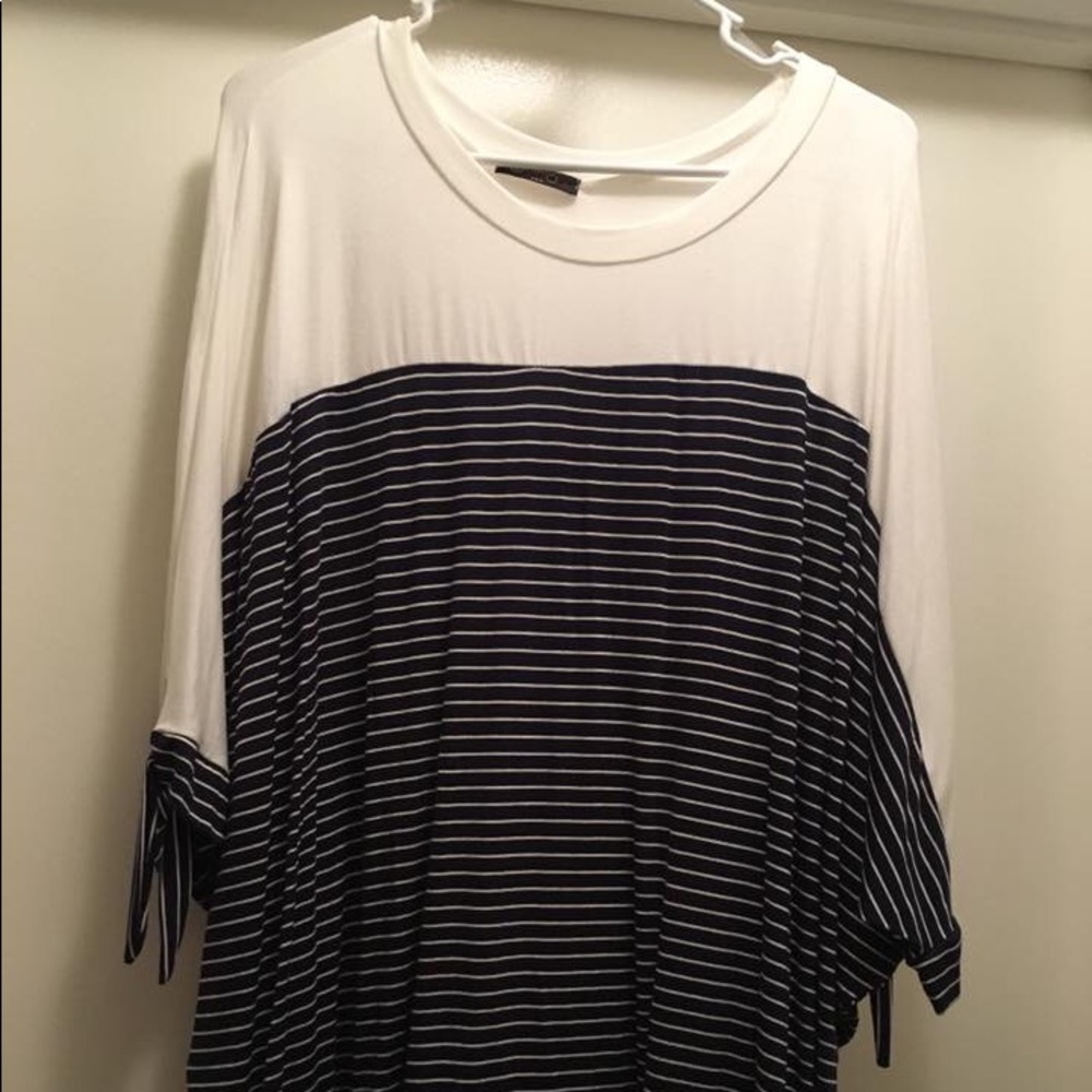 Women’s Top